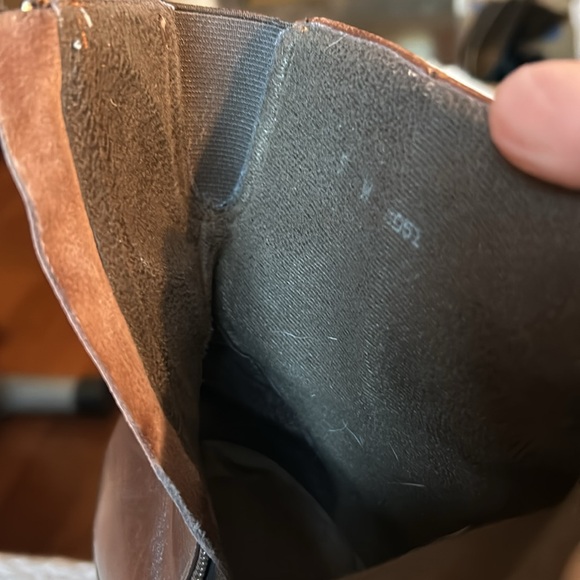 Munro soft leather boots - Picture 6 of 8